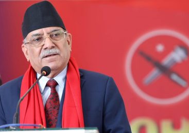 पार्टीपंक्तिकै घेराबन्दीमा प्रचण्ड, सर्वसाधारणका आफ्नै गुनासा